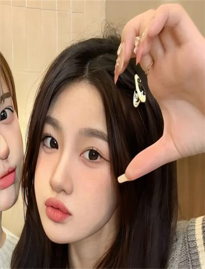 欧美男色_日本高清在线视频_很色的床上视频.
