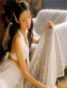 《精品一区二区三区免费观看-男女边摸边吃奶边做爰动漫》